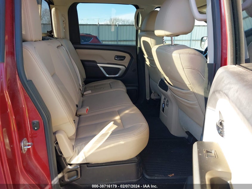 2017 NISSAN TITAN SL - 1N6AA1E58HN524391