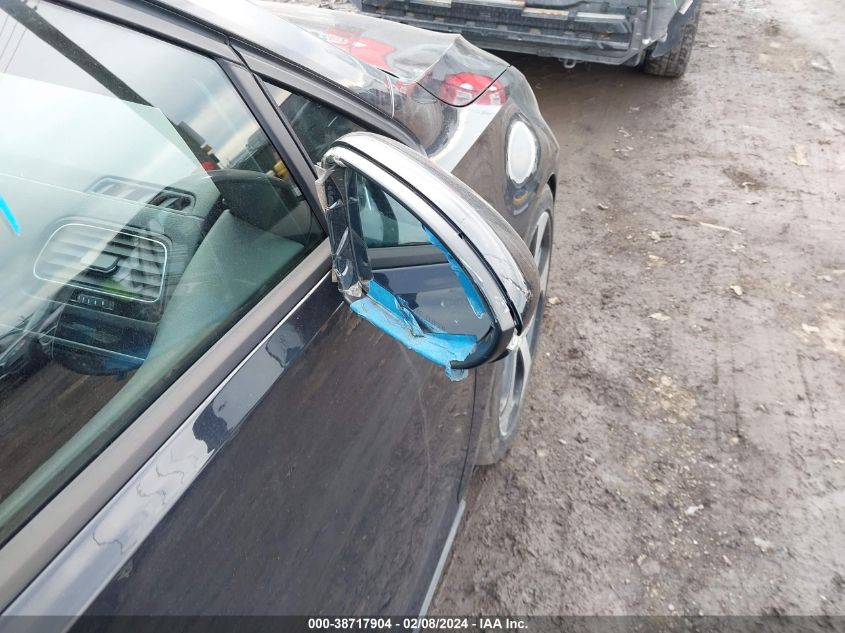 2015 VOLKSWAGEN GOLF GTI 2.0T SE W/PERFORMANCE PACKAGE 4-DOOR - 3VW447AU0FM102899