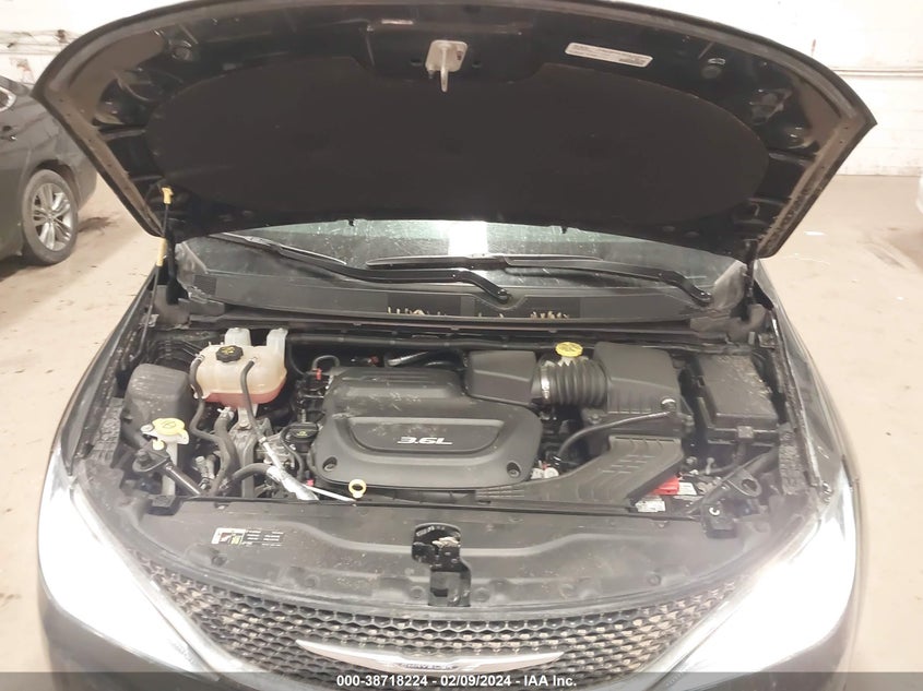 2017 CHRYSLER PACIFICA TOURING L - 2C4RC1BG8HR753274