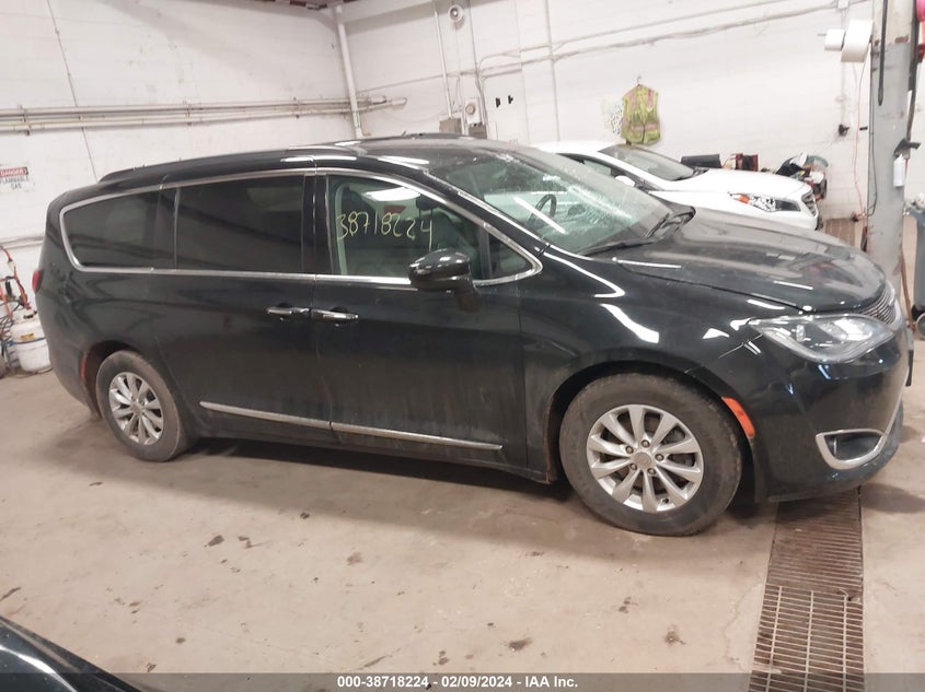 2017 CHRYSLER PACIFICA TOURING L - 2C4RC1BG8HR753274