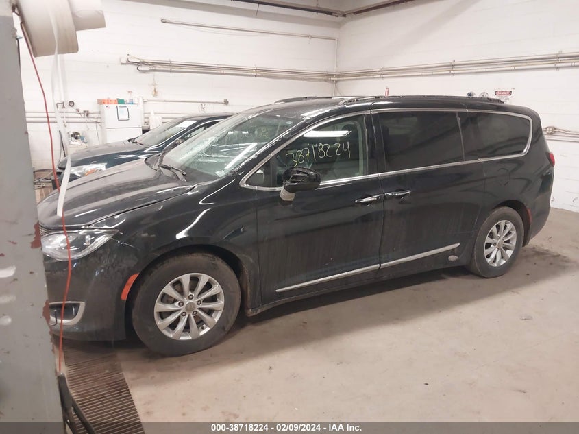 2017 CHRYSLER PACIFICA TOURING L - 2C4RC1BG8HR753274