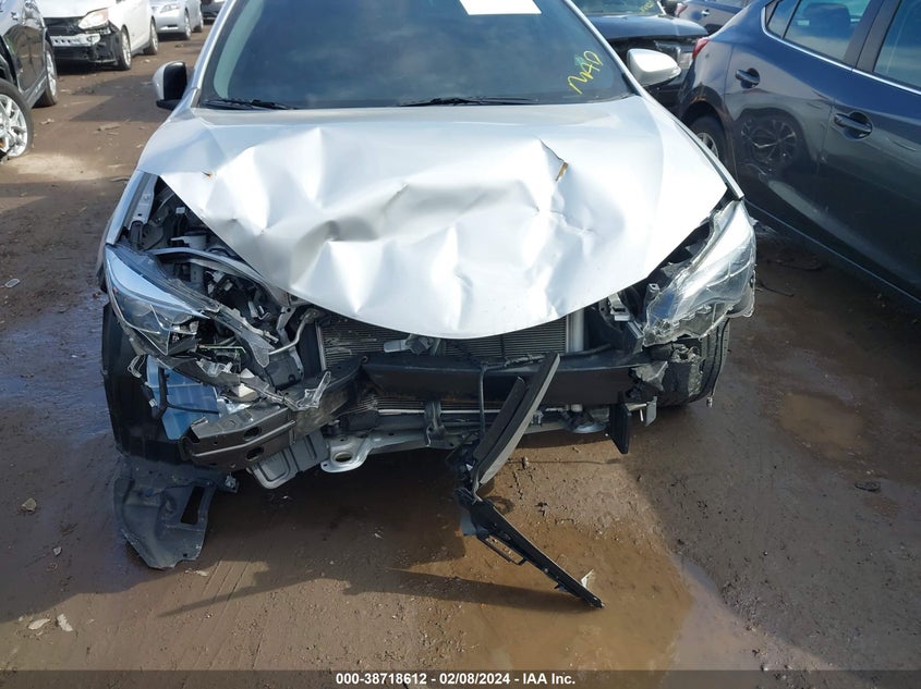 VIN 2T1BURHE2JC106152 2018 TOYOTA COROLLA SE