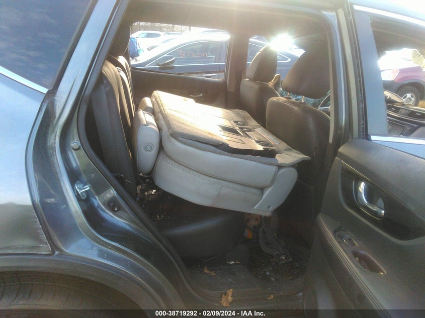 VIN 5N1AT2MV1KC781797 2019 NISSAN ROGUE SL