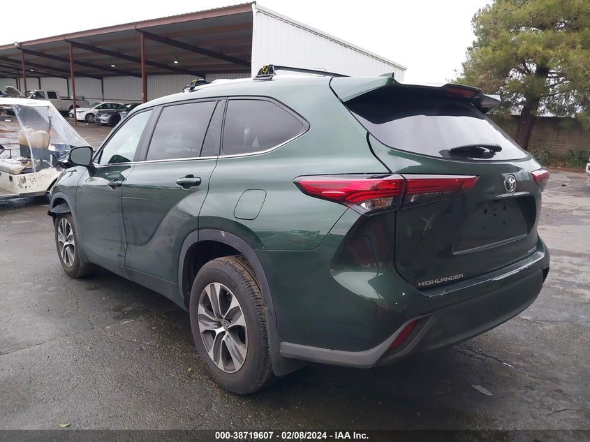 VIN 5TDKDRBHXPS503658 2023 TOYOTA HIGHLANDER XLE