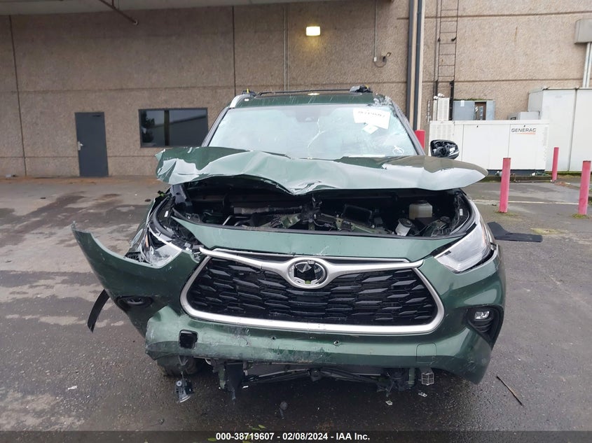 VIN 5TDKDRBHXPS503658 2023 TOYOTA HIGHLANDER XLE