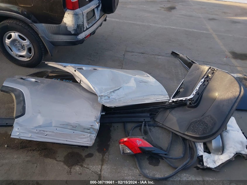 VIN 2T3W1RFV9PW239230 2023 TOYOTA RAV4 XLE