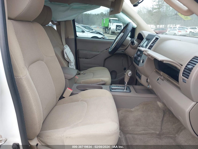 2017 NISSAN FRONTIER SV - 1N6DD0ER8HN763537