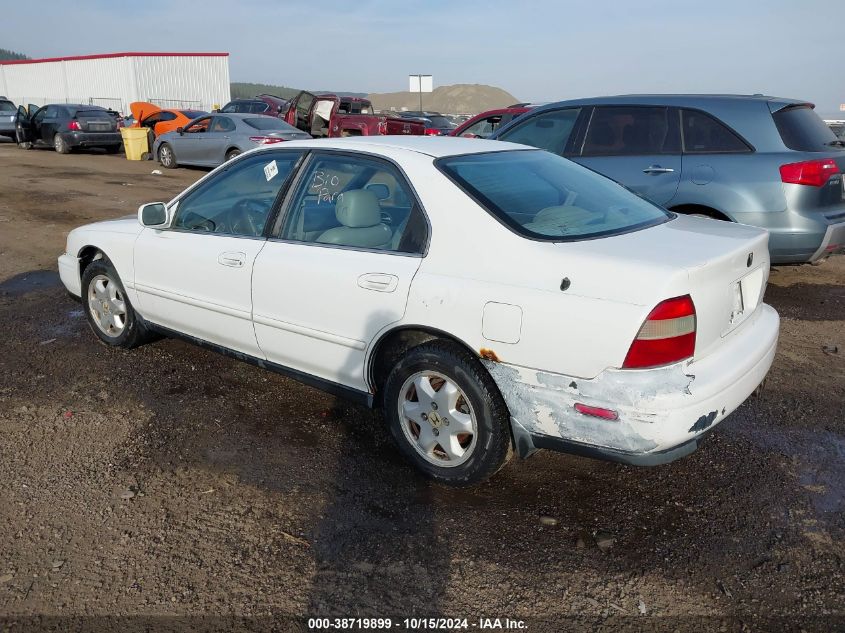 1995 Honda Accord Ex VIN: 1HGCE6667SA011458 Lot: 38719899