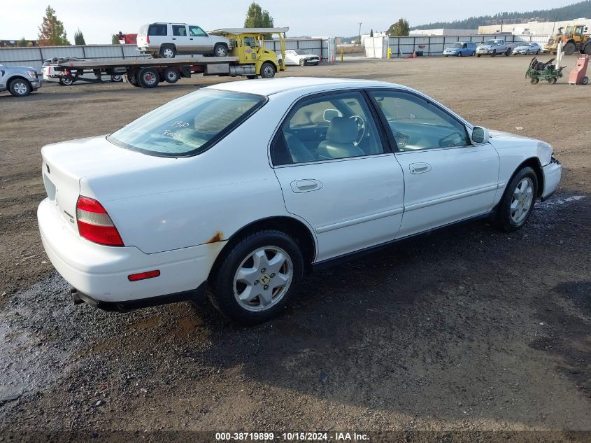 1995 Honda Accord Ex VIN: 1HGCE6667SA011458 Lot: 38719899