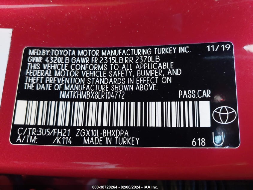 VIN NMTKHMBX8LR104772 2020 TOYOTA C-HR LE