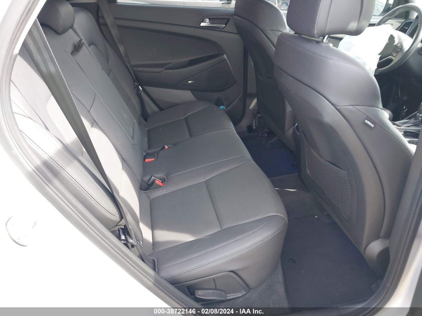 2017 HYUNDAI TUCSON SE PLUS - KM8J3CA42HU437920