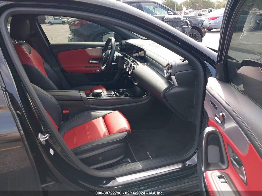 2022 MERCEDES-BENZ A-CLASS VIN: W1K3G4EB3NJ353477
