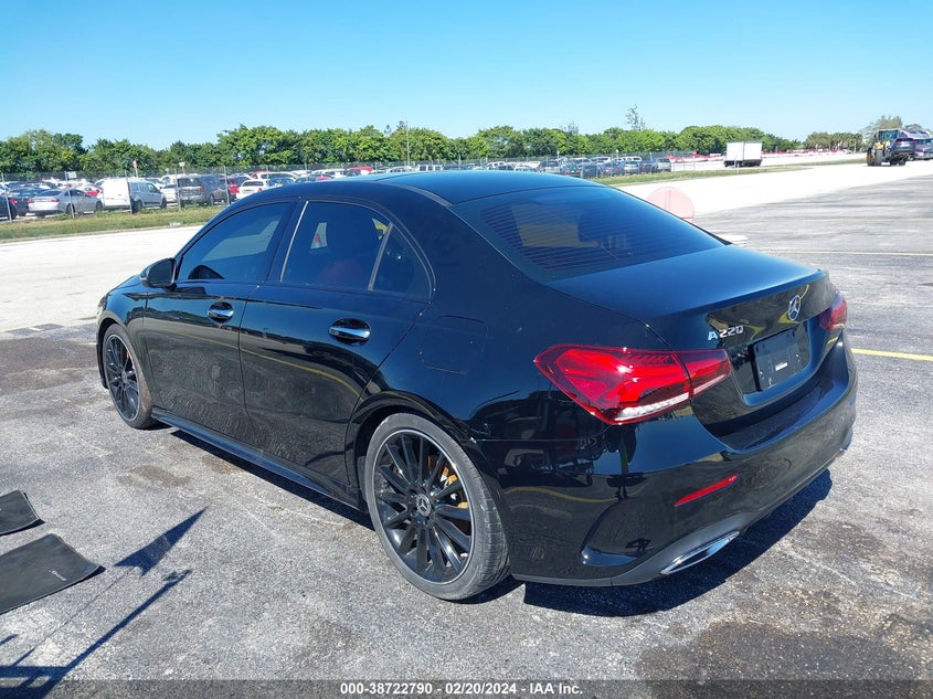 2022 Mercedes-Benz A 220 VIN: W1K3G4EB3NJ353477 Lot: 38722790