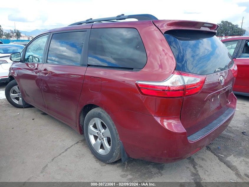 VIN 5TDKZ3DC5HS877385 2017 TOYOTA SIENNA LE 8 PASSENGER