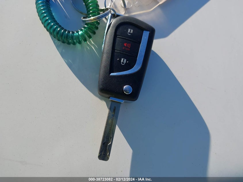VIN JTNKHMBX9M1122502 2021 TOYOTA C-HR LE