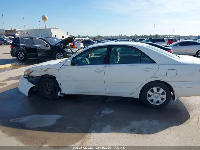 2003 Toyota Camry Le VIN: 4T1BE32K23U118232 Lot: 38723223