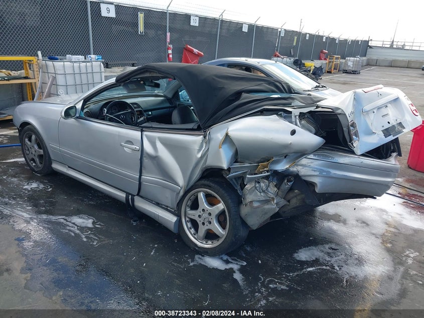 2002 Mercedes-Benz Clk 55 Amg VIN: WDBLK74G82T108700 Lot: 38723343