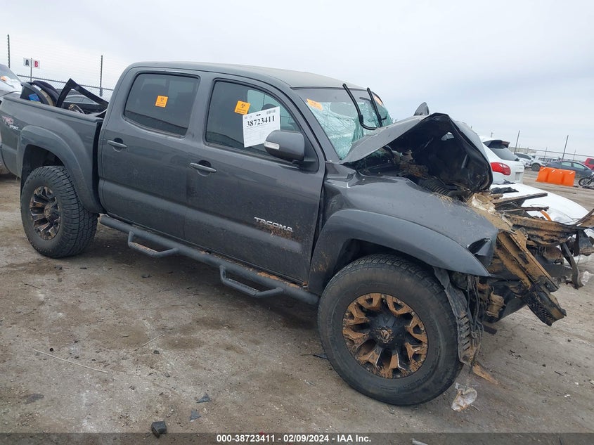 TOYOTA TACOMA BASE V6
