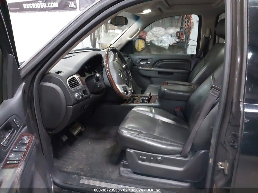 2013 GMC YUKON XL 1500 DENALI - 1GKS2MEF5DR310027