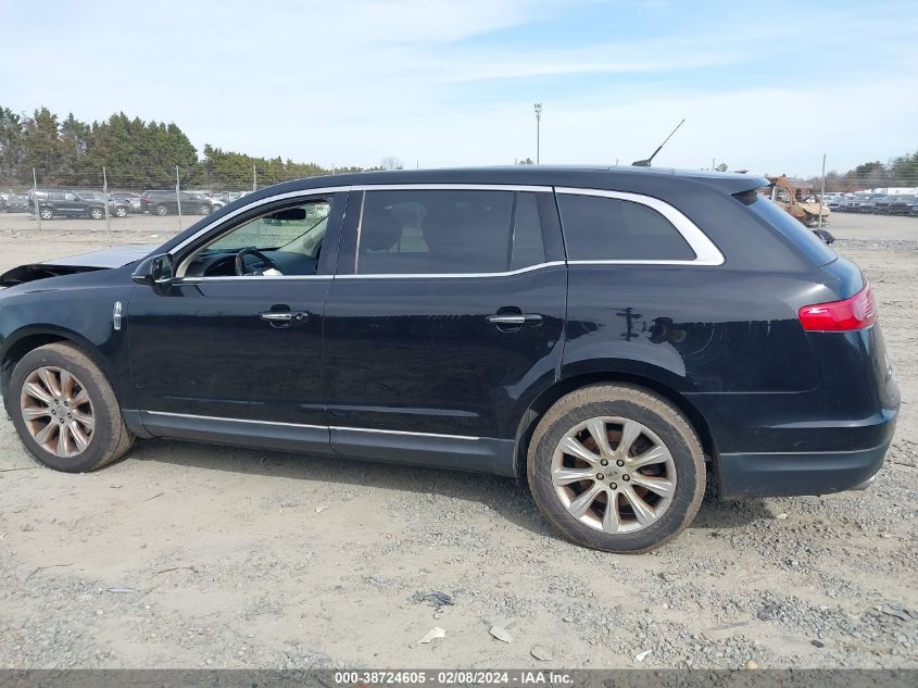 2017 Lincoln Mkt VIN: 2LMHJ5FK2HBL01174 Lot: 38724605