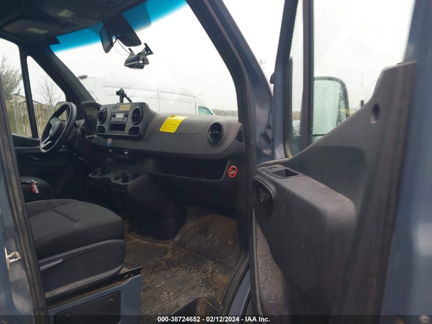 VIN WD4PF1CD9KP148701 2019 MERCEDES-BENZ SPRINTER 2500 HIGH ROOF V6