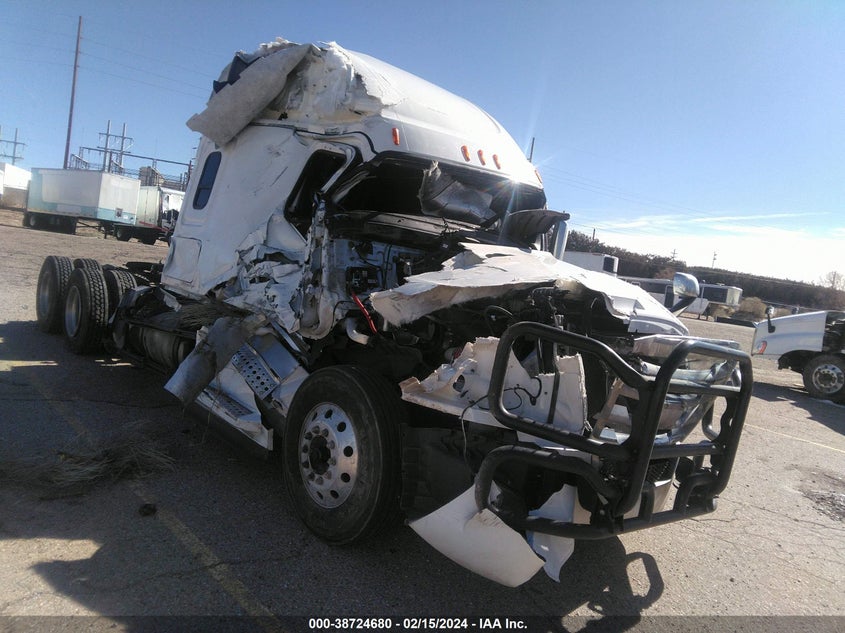 2022 FREIGHTLINER NEW CASCADIA 126  (VIN: 3AKJHHDR7NSMZ1013)