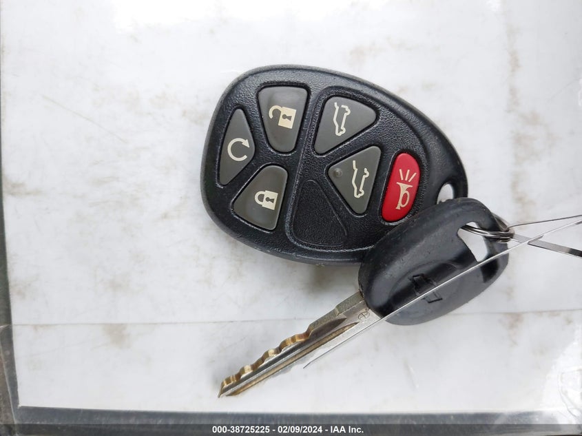 2013 CHEVROLET TAHOE LTZ - 1GNSKCE04DR171761