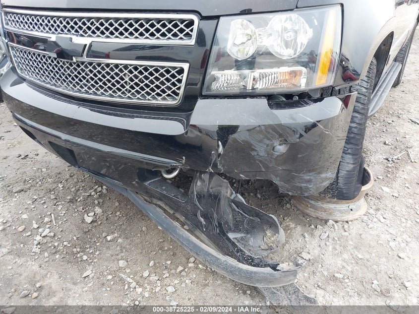 2013 CHEVROLET TAHOE LTZ - 1GNSKCE04DR171761