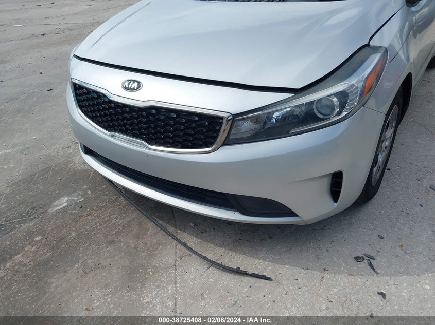 2018 KIA FORTE LX - 3KPFK4A77JE183364