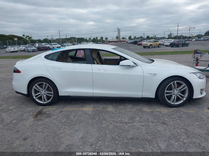 2016 Tesla Model S VIN: 5YJSA1E27GF128205 Lot: 38726048