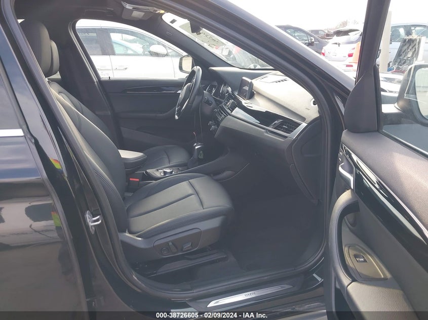 2018 BMW X1 Sdrive28I VIN: WBXHU7C33J5L06557 Lot: 38726605