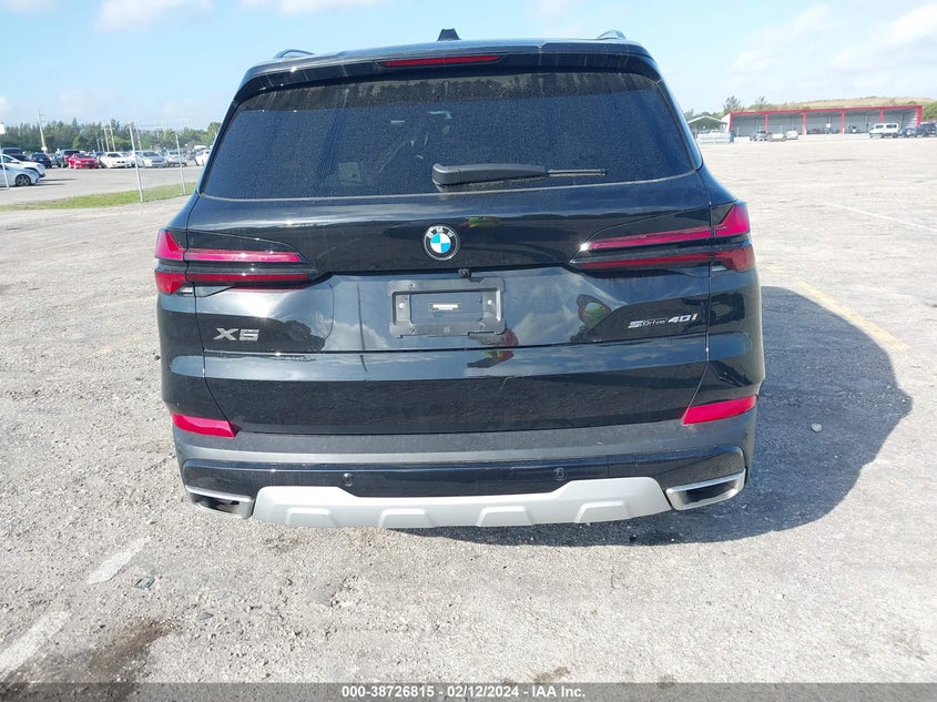 VIN 5UX13EU04R9S70228 2024 BMW X5 SDRIVE 40I