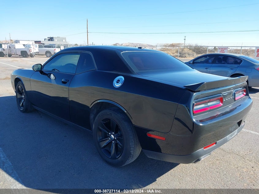 VIN 2C3CDZAG4JH302927 2018 DODGE CHALLENGER SXT