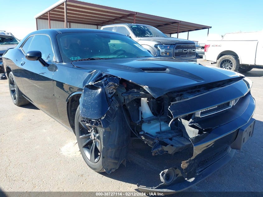 VIN 2C3CDZAG4JH302927 2018 DODGE CHALLENGER SXT