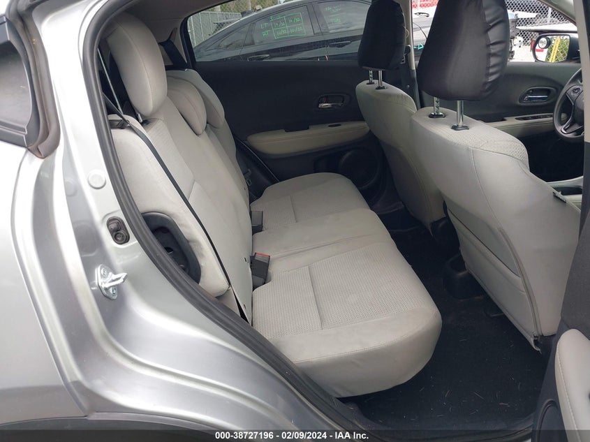 VIN 3CZRU5H33MM731073 2021 HONDA HR-V 2WD LX