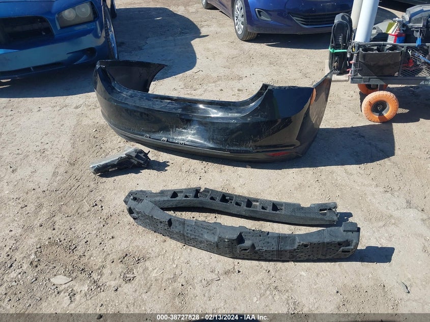 2017 CHEVROLET MALIBU LT - 1G1ZE5ST0HF208393