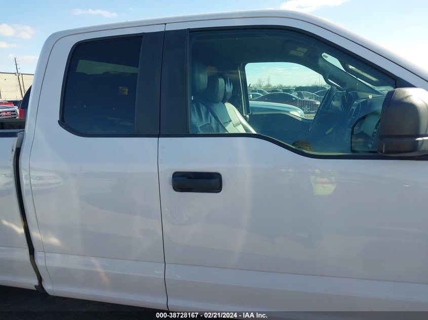 VIN 1FTEX1CB4KKD99457 2019 FORD F-150 XL
