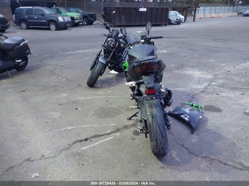2023 KAWASAKI EX400 UNKNOWN(VIN: JKAEXKH17PDAN9086