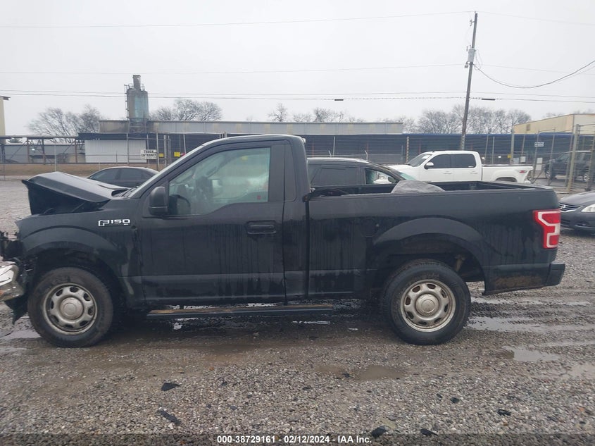 VIN 1FTMF1CB9KKD86833 2019 FORD F-150 XL