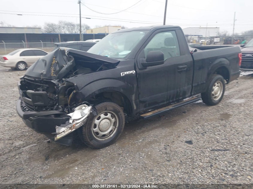 VIN 1FTMF1CB9KKD86833 2019 FORD F-150 XL