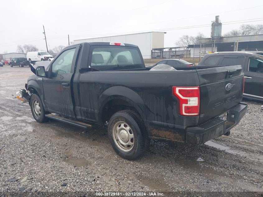 VIN 1FTMF1CB9KKD86833 2019 FORD F-150 XL