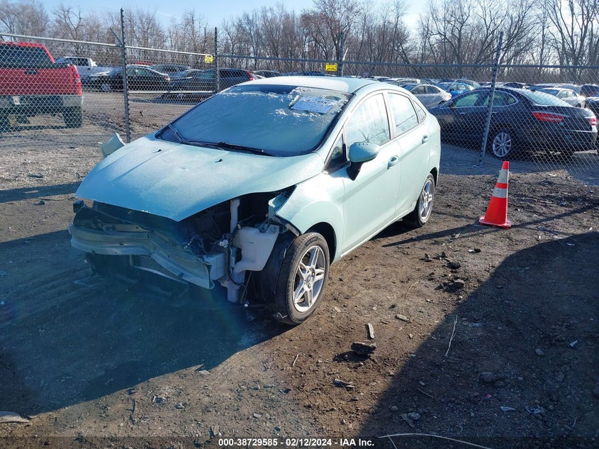 VIN: 3FADP4BJ1KM110734 2019 FORD FIESTA SE