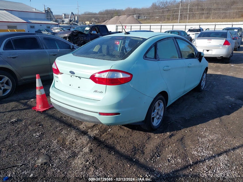 VIN: 3FADP4BJ1KM110734 2019 FORD FIESTA SE
