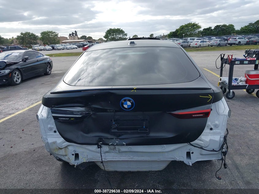VIN WBY73AW0XPFN71181 2023 BMW I4 EDRIVE40