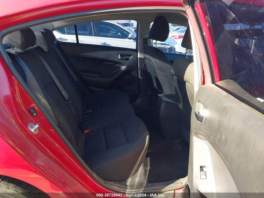 2016 KIA FORTE LX - KNAFK4A61G5562403