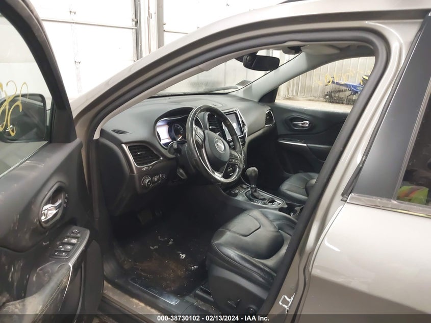 VIN 1C4PJMDX9LD620580 2020 JEEP CHEROKEE LIMITED
