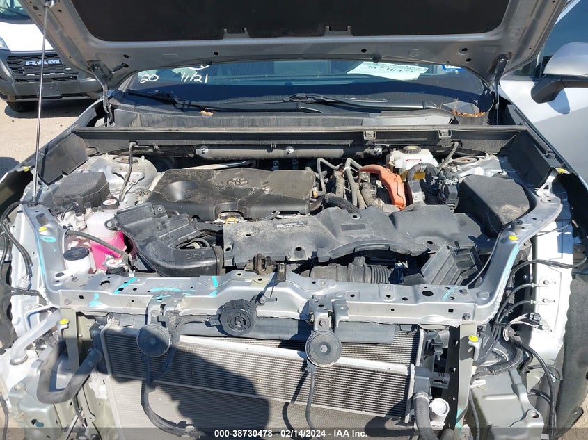VIN 2T3RWRFV5LW047134 2020 TOYOTA RAV4 XLE/XSE