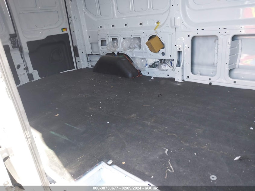 VIN 1FTBR1C80PKB33376 2023 FORD TRANSIT-250