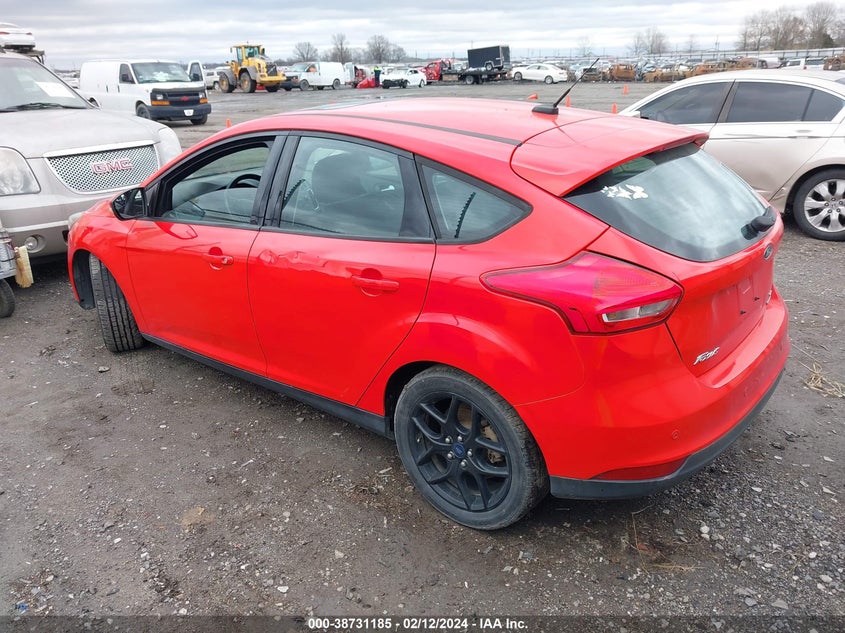 2016 FORD FOCUS SE - 1FADP3K28GL245690