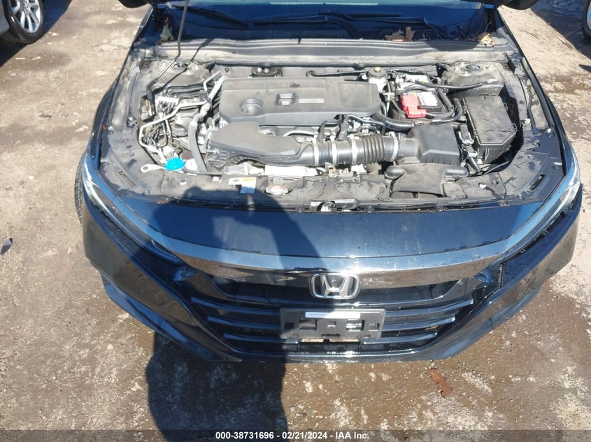 VIN 1HGCV2F35JA028465 2018 HONDA ACCORD SPORT 2.0T